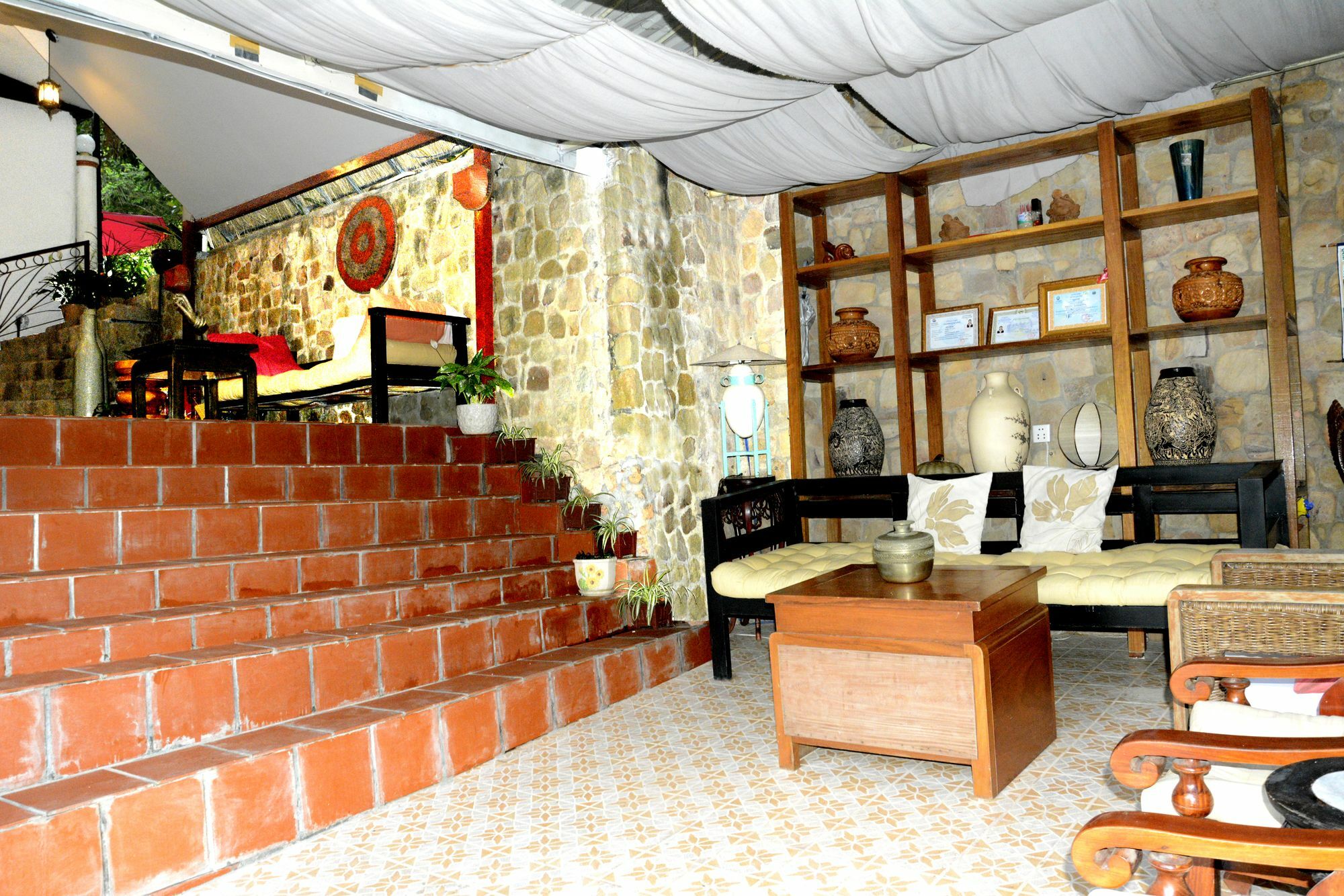 Tropical Hill Kep Cambodia Hotel Exterior photo