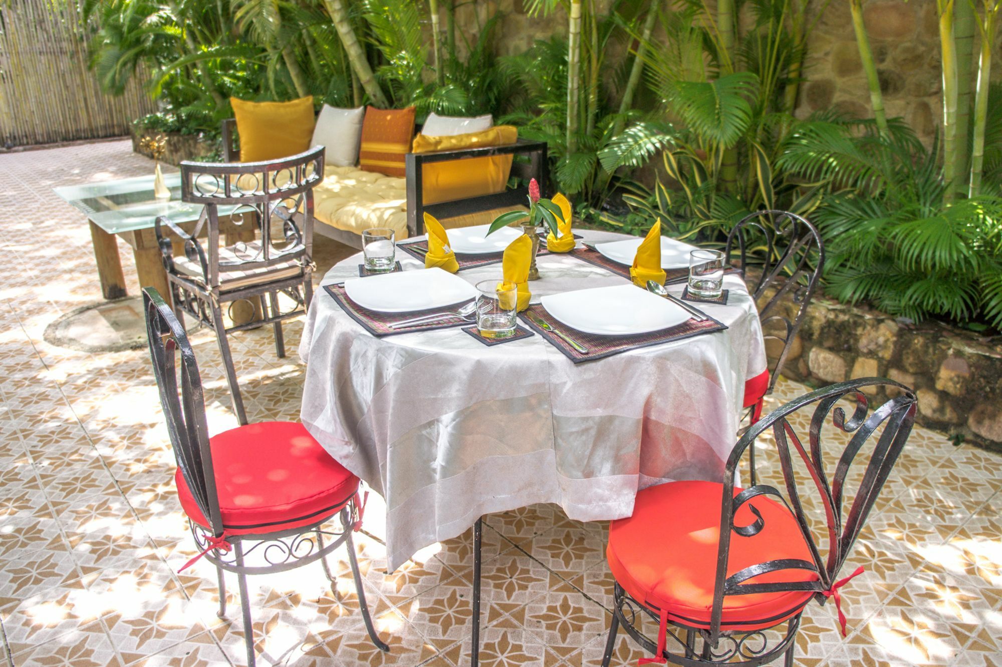 Tropical Hill Kep Cambodia Hotel Exterior photo